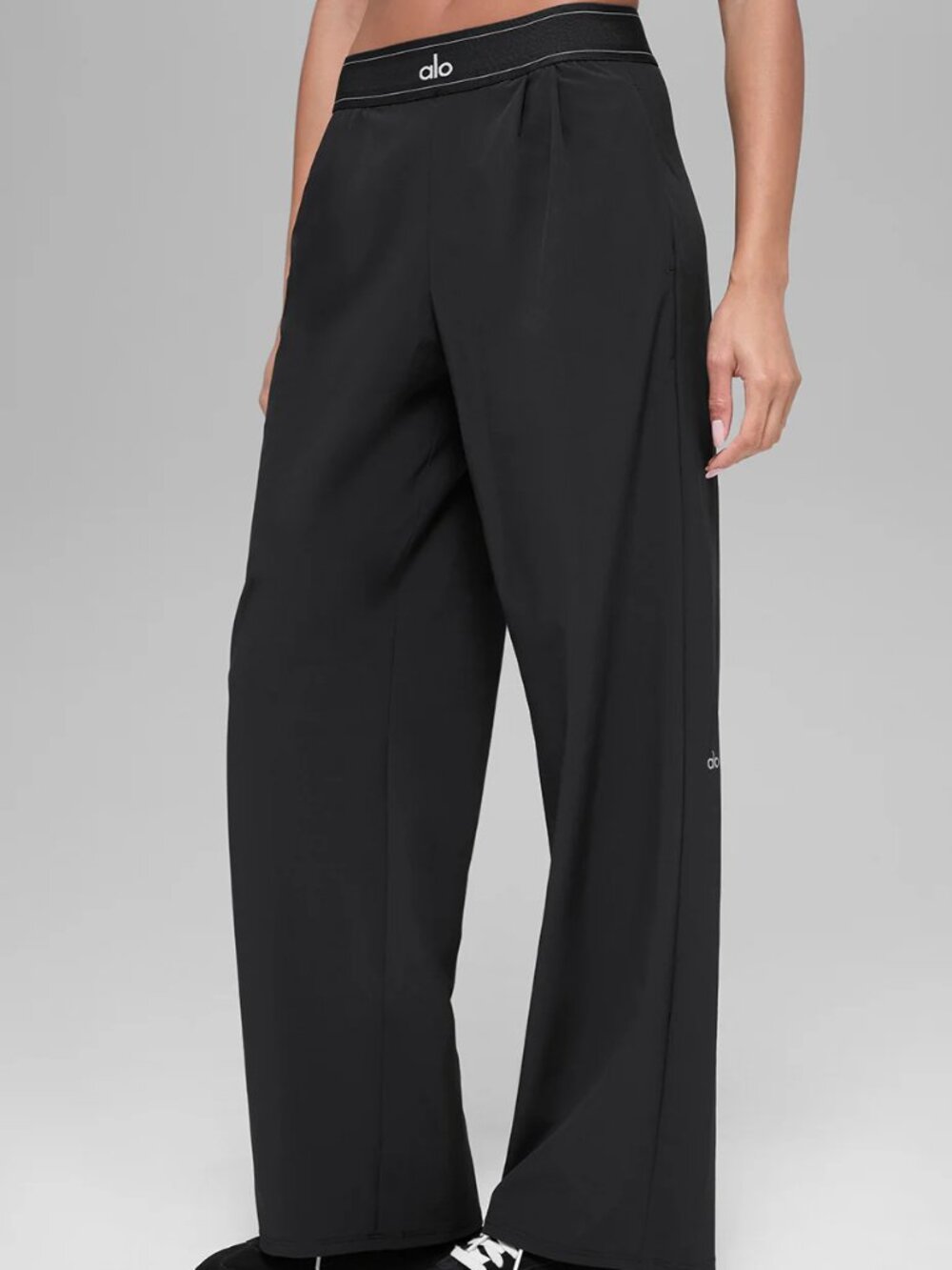 🔥Straight Leg Pants Alo Yoga Suit Up Trouser Black ⚫30-inch Inner Seam Length - Picture 10 of 10